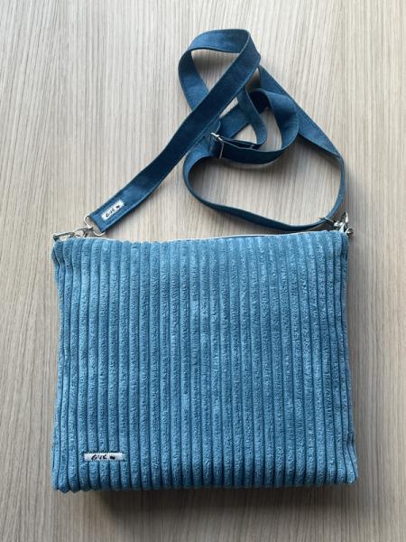 "Flickenwerk IV mit Tasche" - MINT